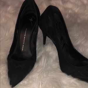 Giuseppe zanotti black suede mesh pumps Sz 9